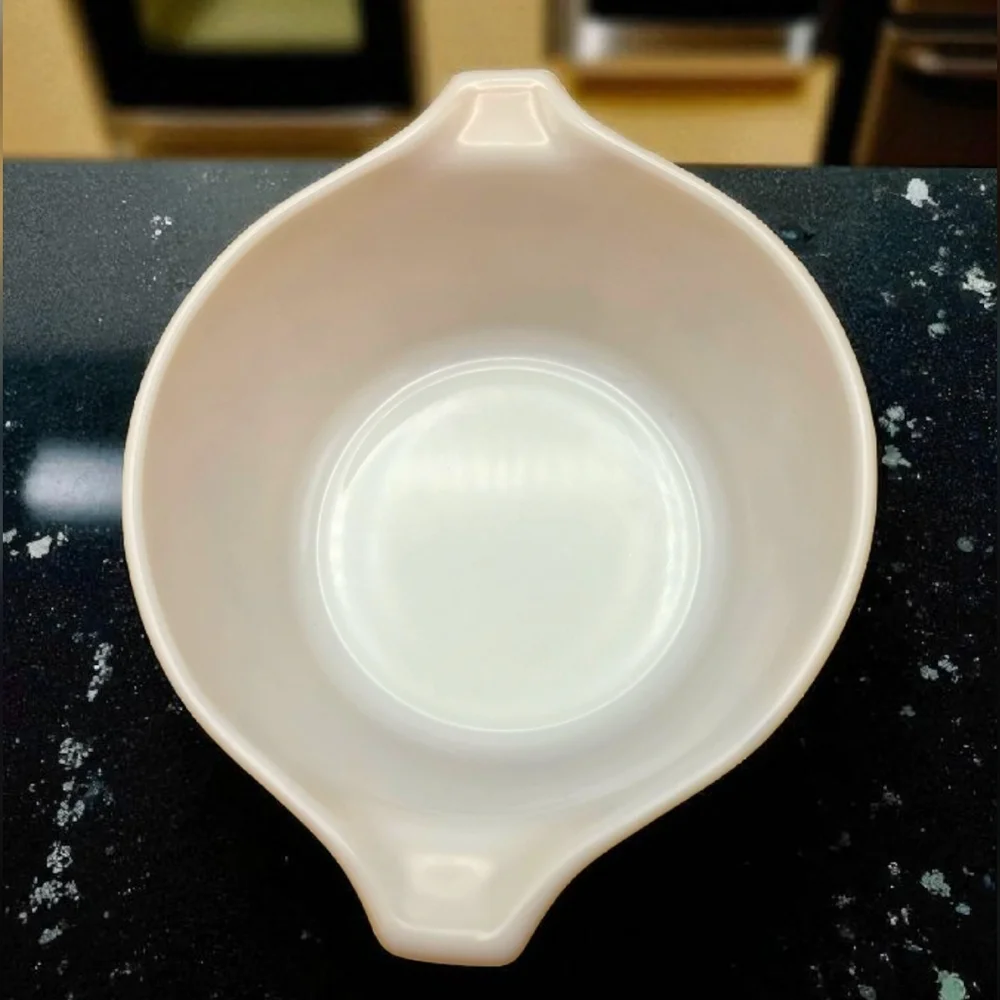 Pyrex this vintage